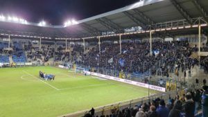 Sieg! Unsere Fans feiern mit der Mannschaft